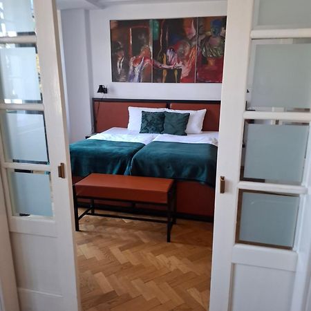 Rooms Битом Екстер'єр фото