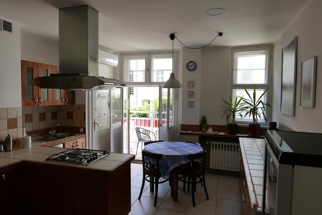 Rooms Битом Екстер'єр фото